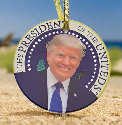 PRESDINT TRUMP CHRISTMAS ORNAMENT